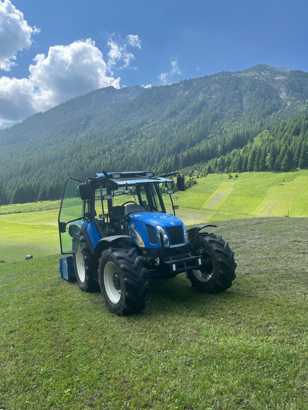New Holland TL 80A 1