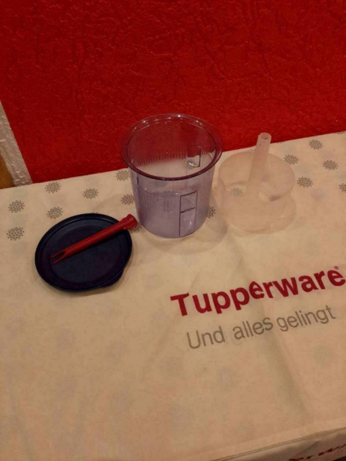 Tupperware Gurken Lift 1