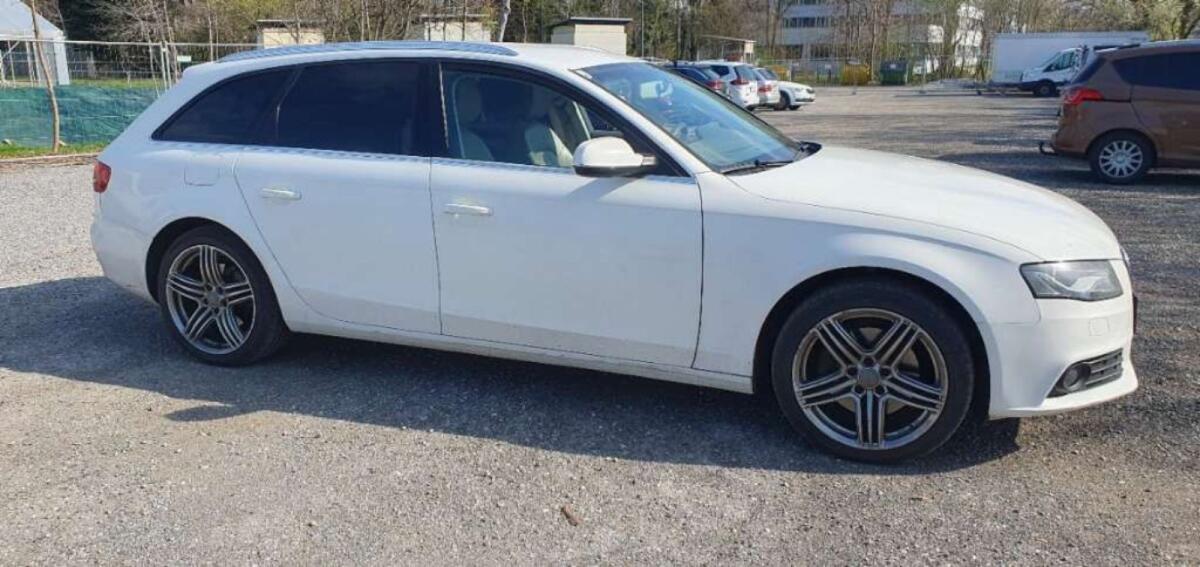 Audi A4 Avant 3.0 TDI Quattro 2