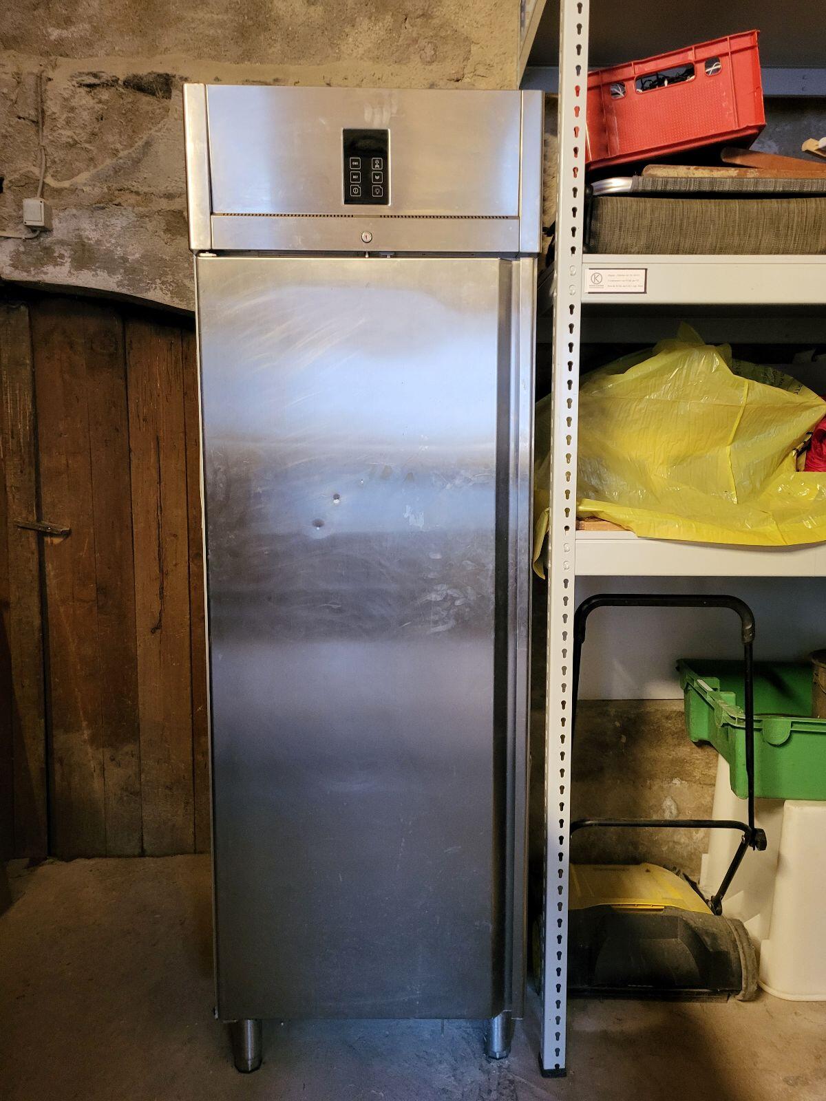 Kühlschrank 1