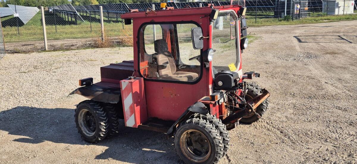 ZTS MT8-046 Bergtrack Mähtrack Zetor 2
