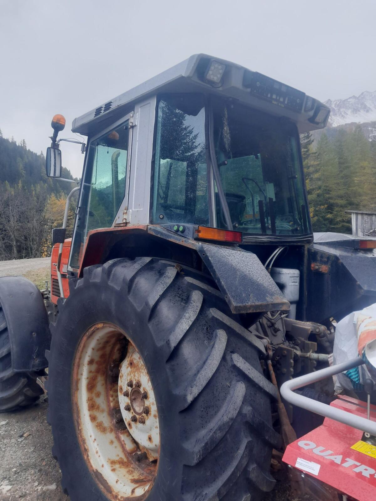 Massey Ferguson 3070 1