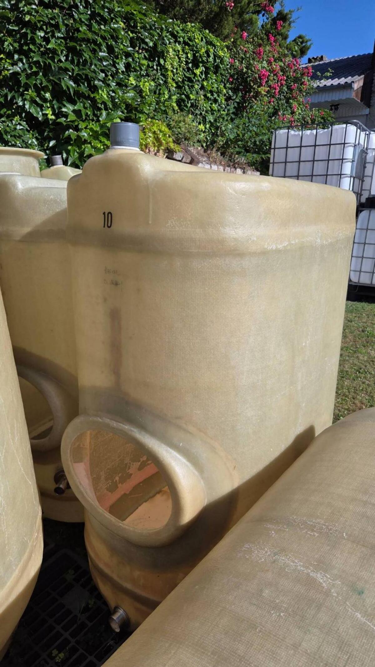 Weinlagertanks - Glasfasertank 2