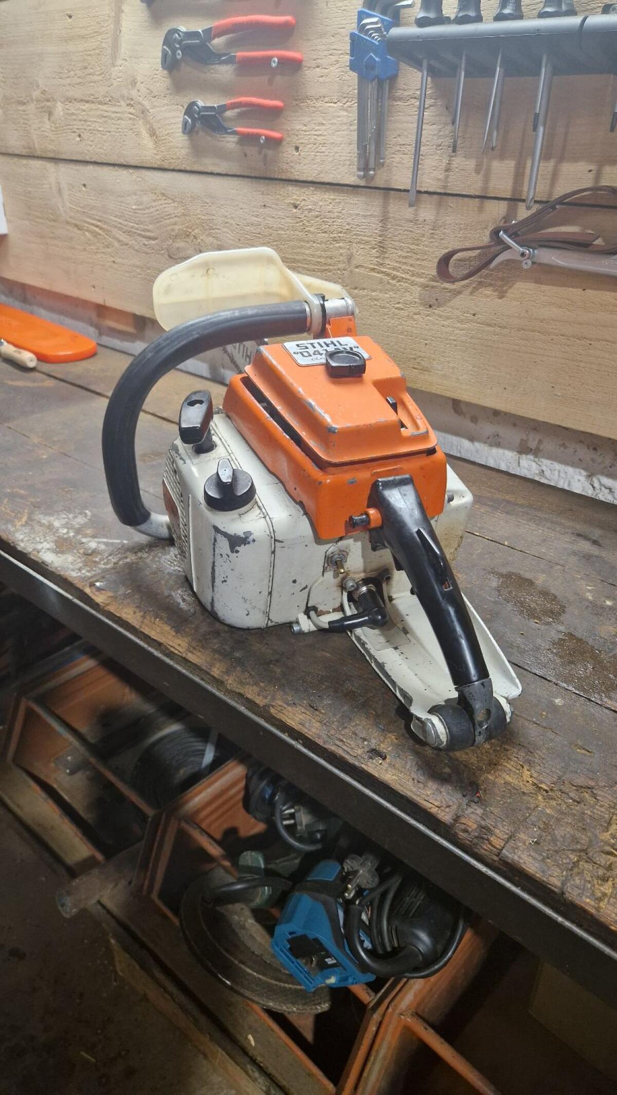 Stihl 041 AV Motorsäge Kettensäge 3