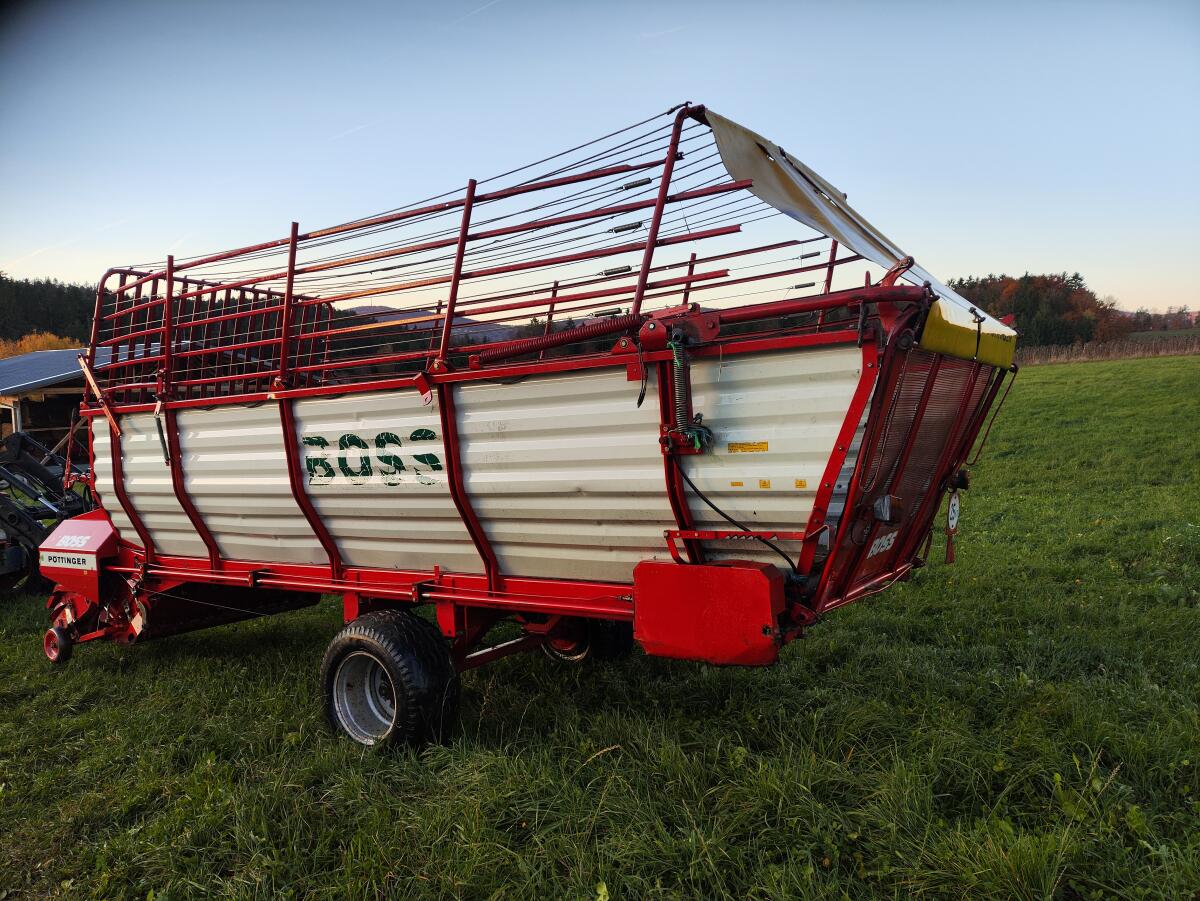 Ladewagen Pöttinger Boss 3 2