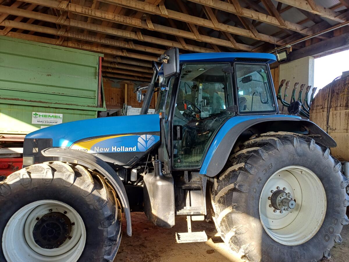 New Holland TM 190 1