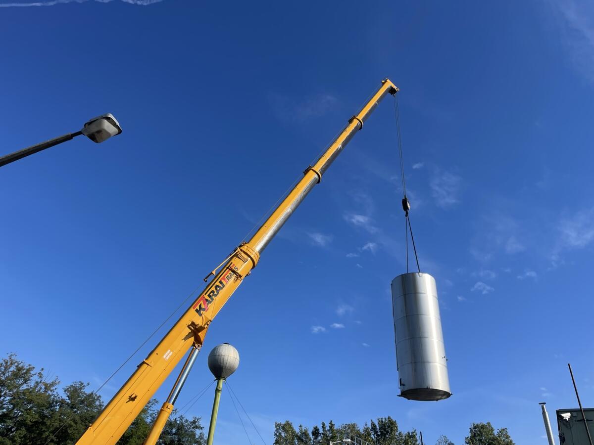 50.000 l (50 m³) Edelstahltank, rostfrei, säurebeständig 1