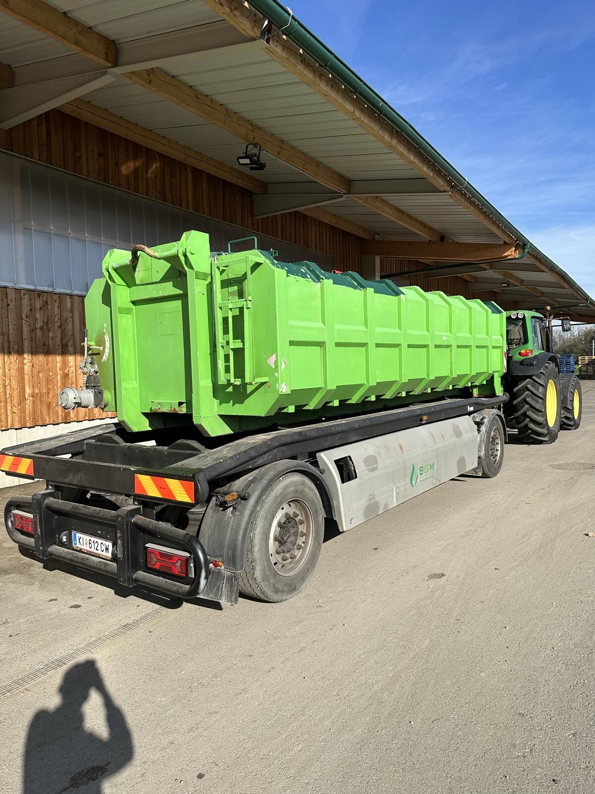 Güllezubringer / Tankwagen 3