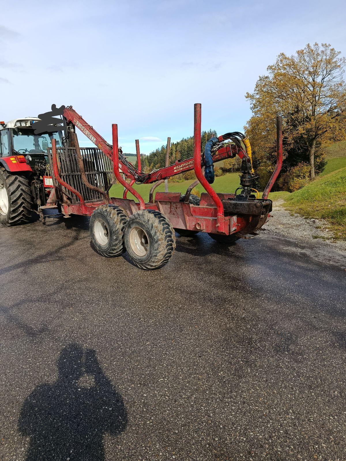 Verkaufe gebrauchten 10-t Forstanhänger mit Patu 595 2