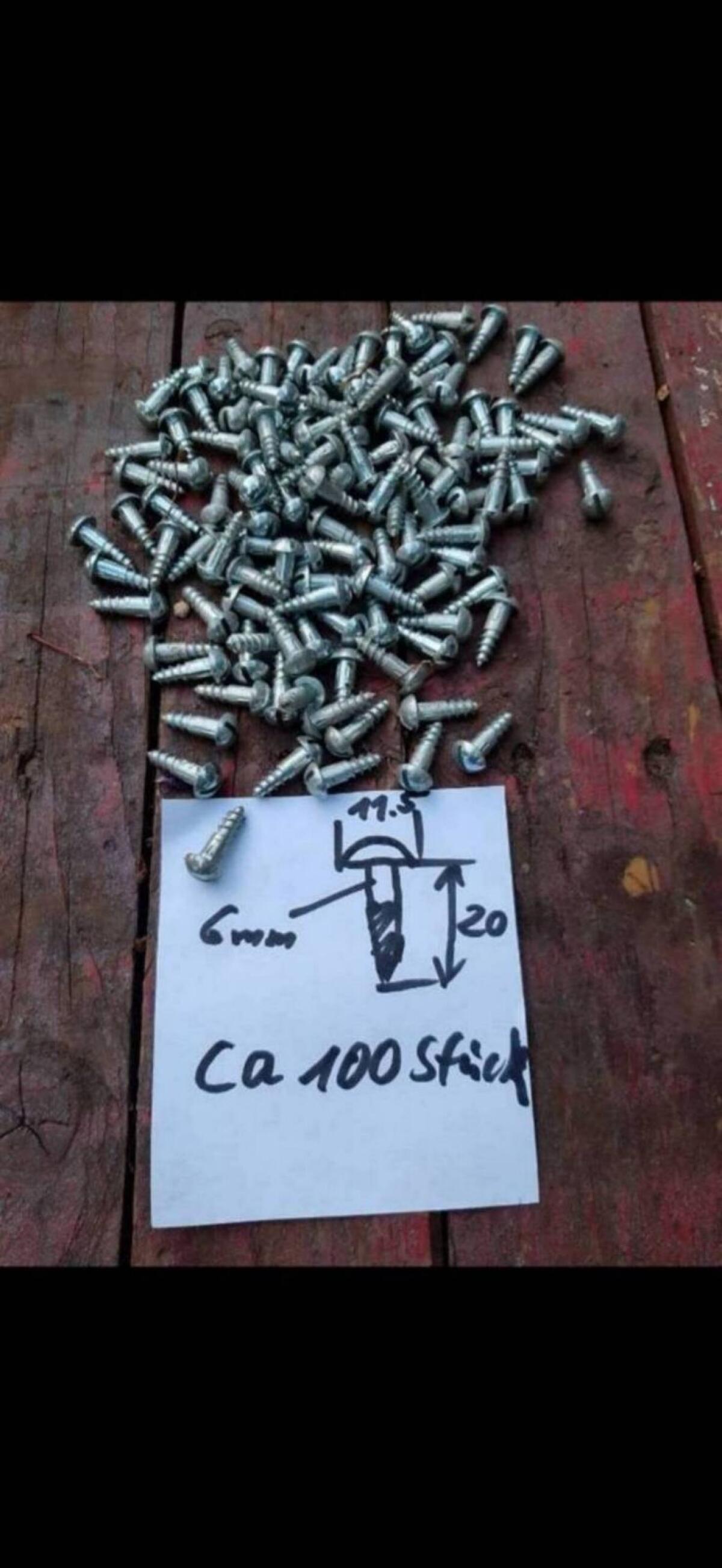 Schwarze Holzschrauben 2