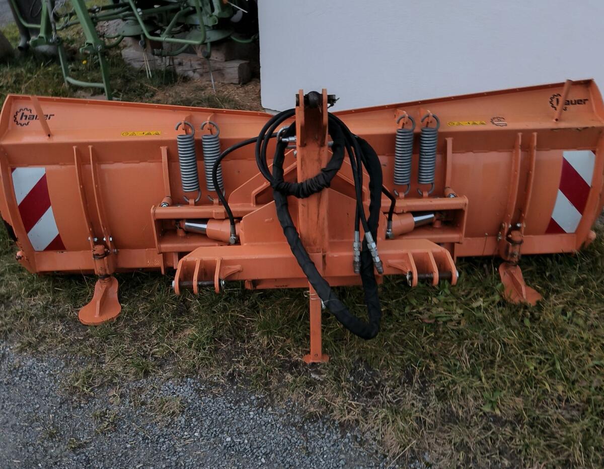 Hauer Schneepflug HSH 2600 3