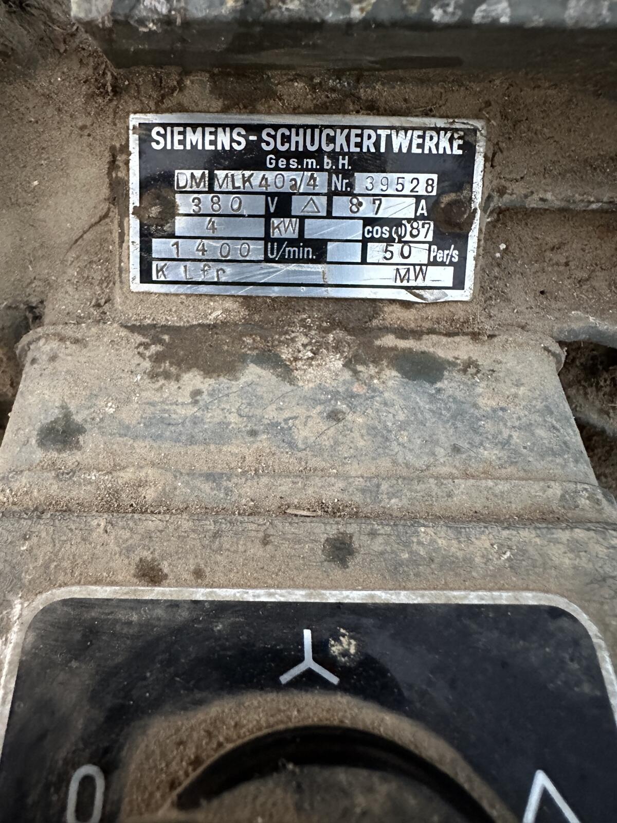 Siemens Elektromotor 4 kW Riemenscheibe Flachriemenantrieb 3