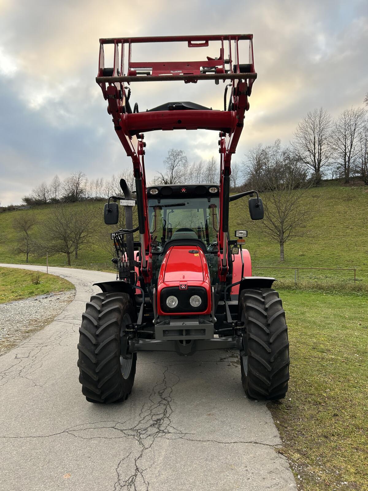 Massey Ferguson 5425 3