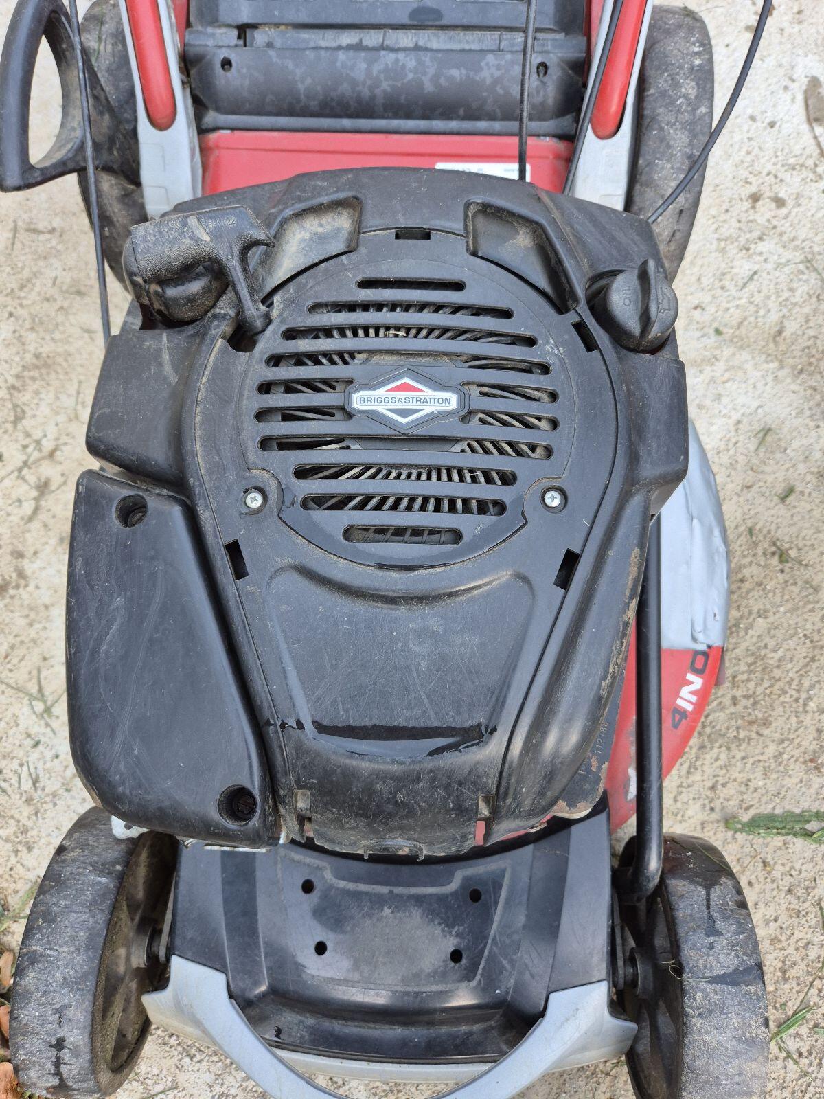 Rasenmäher günstig abzugeben 2