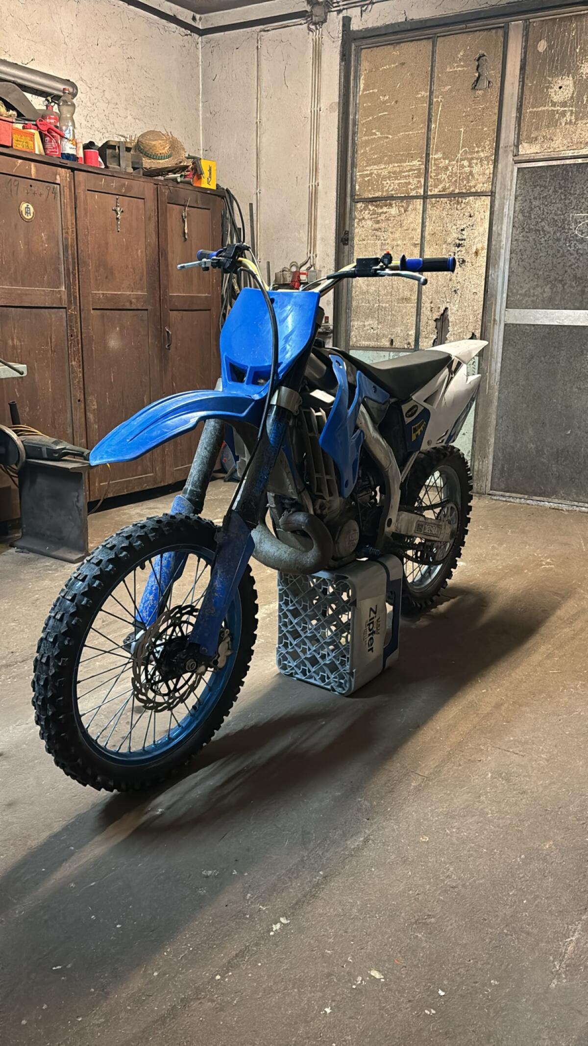 Motocross TM 250 1