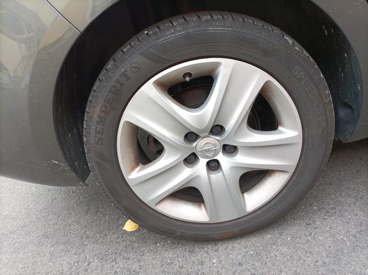 Sommerreifen 225/50 R17 1