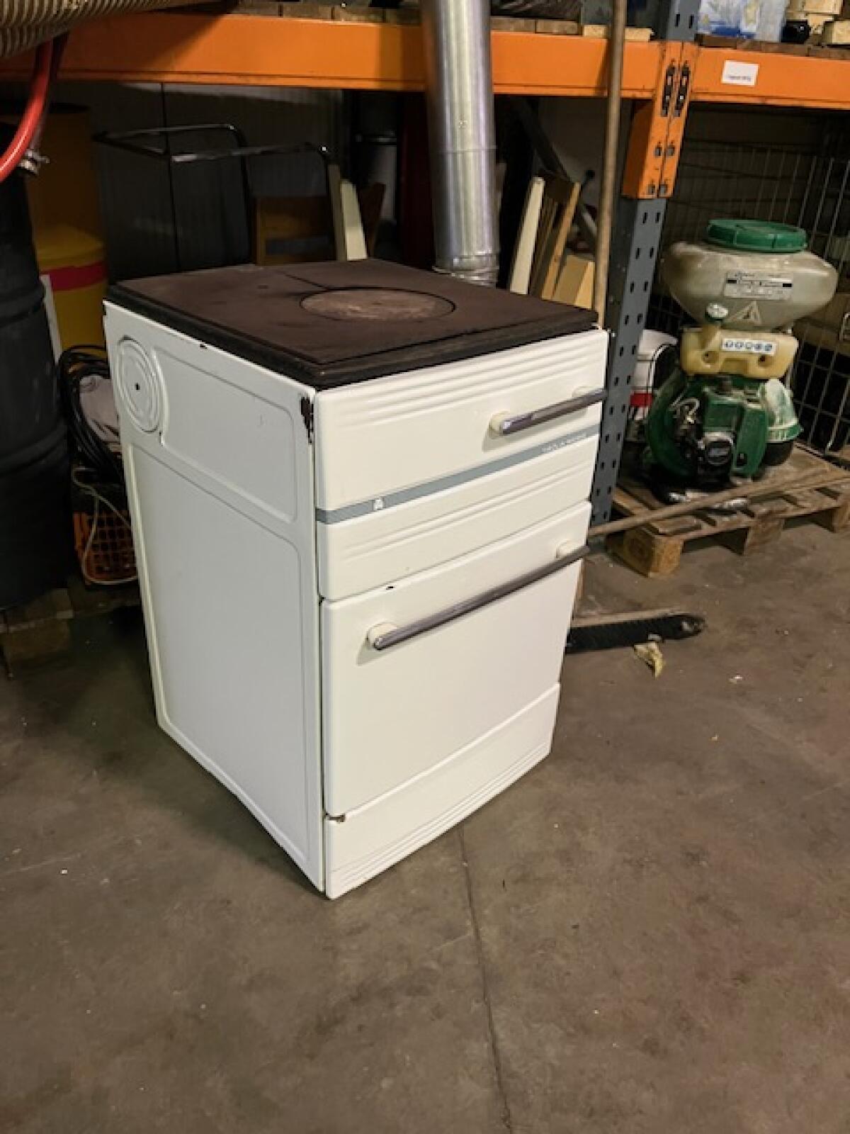 Tyrolia Ofen mit Backrohr 1