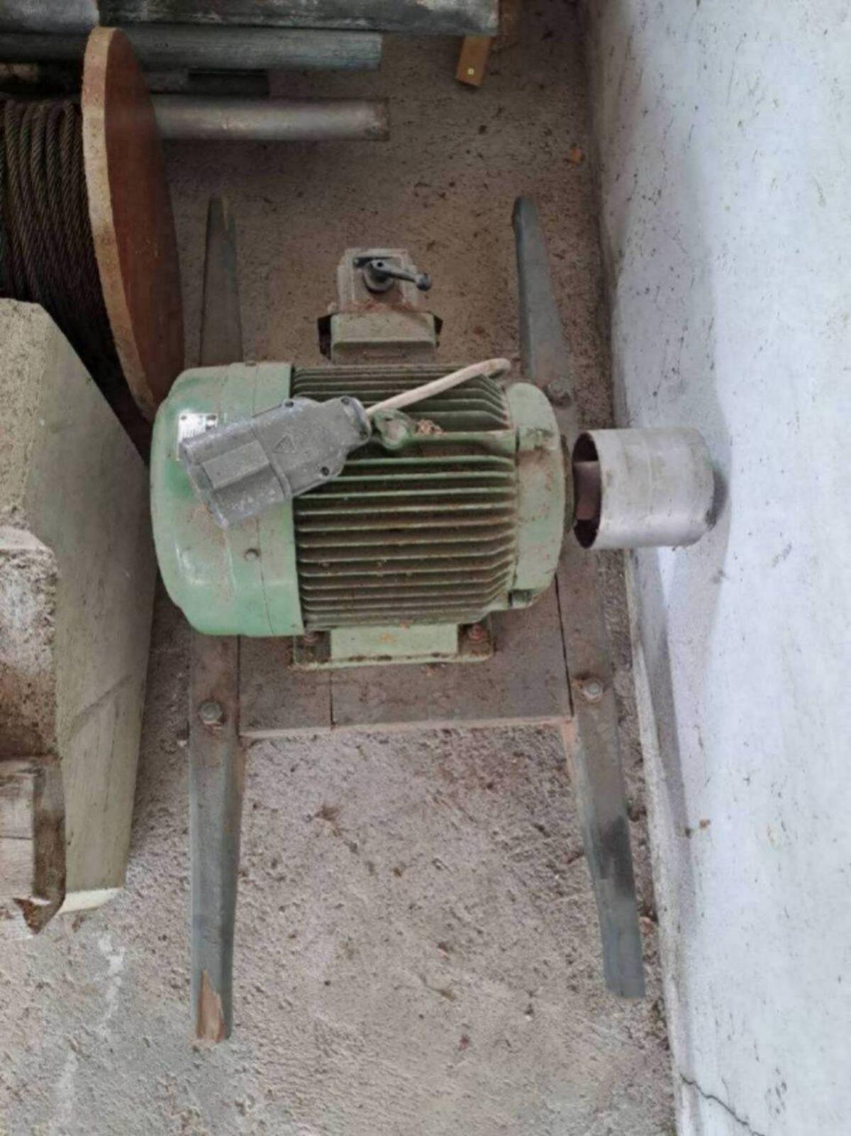 Elektromotor 15 PS, 11 kW 1