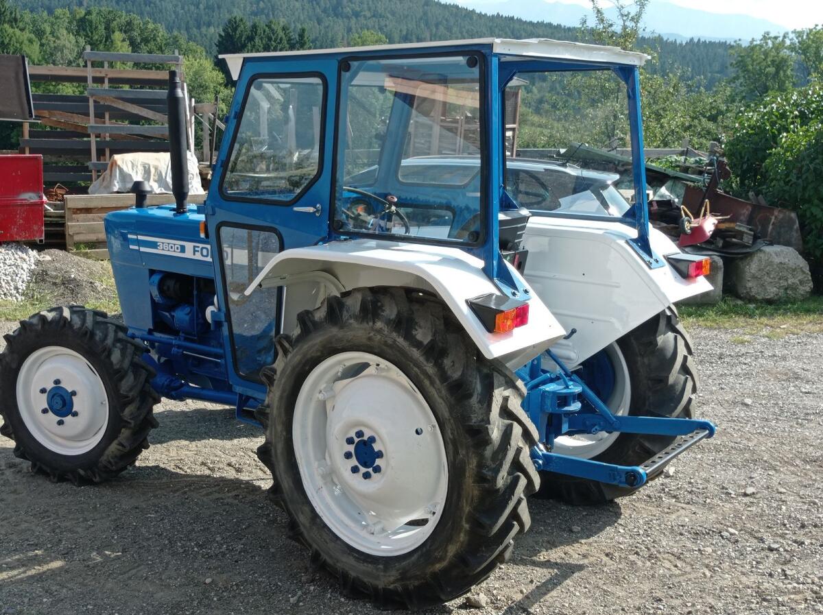Ford 3600 Allrad 25 km/h 3