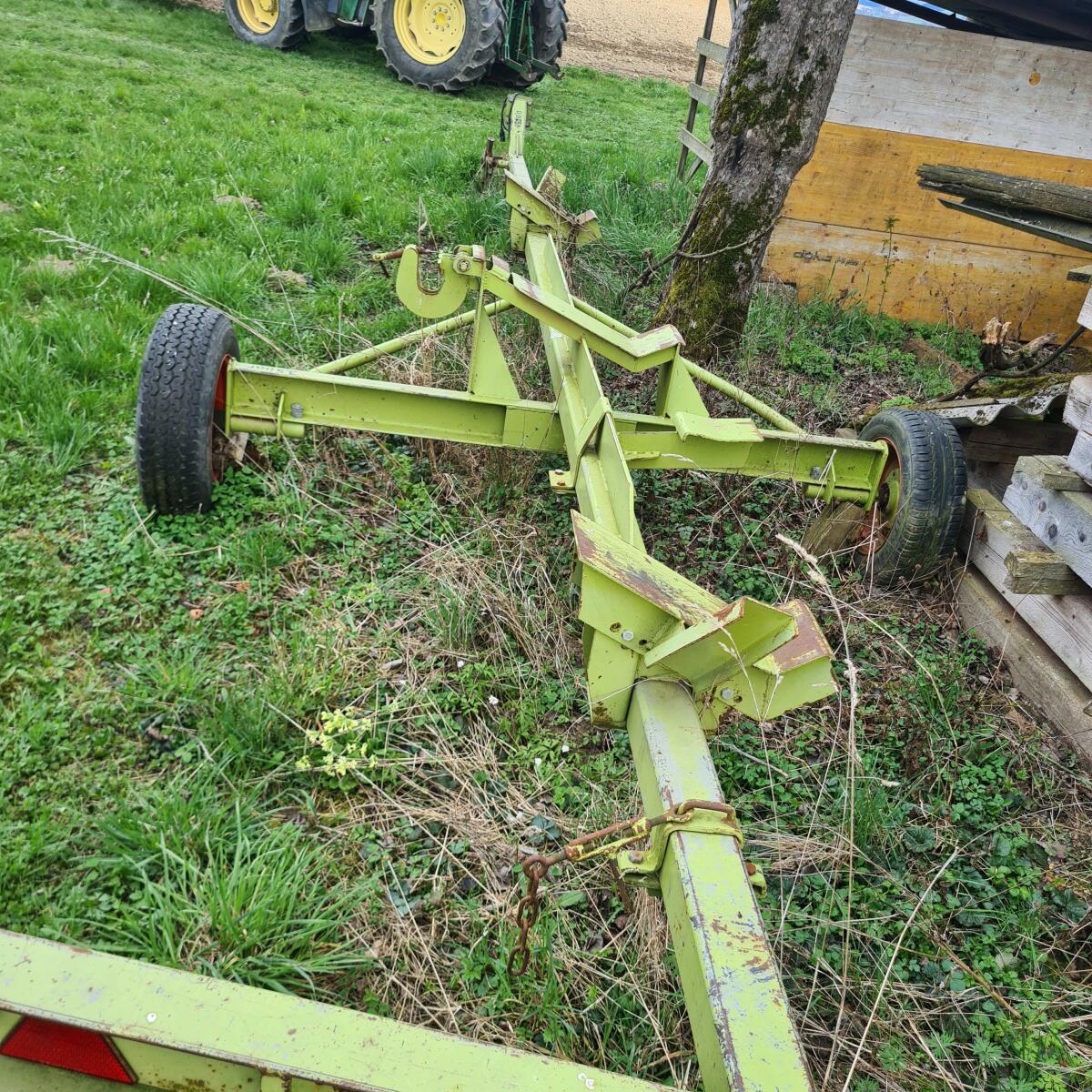 Schneidwerkwagen Claas Dominator 2