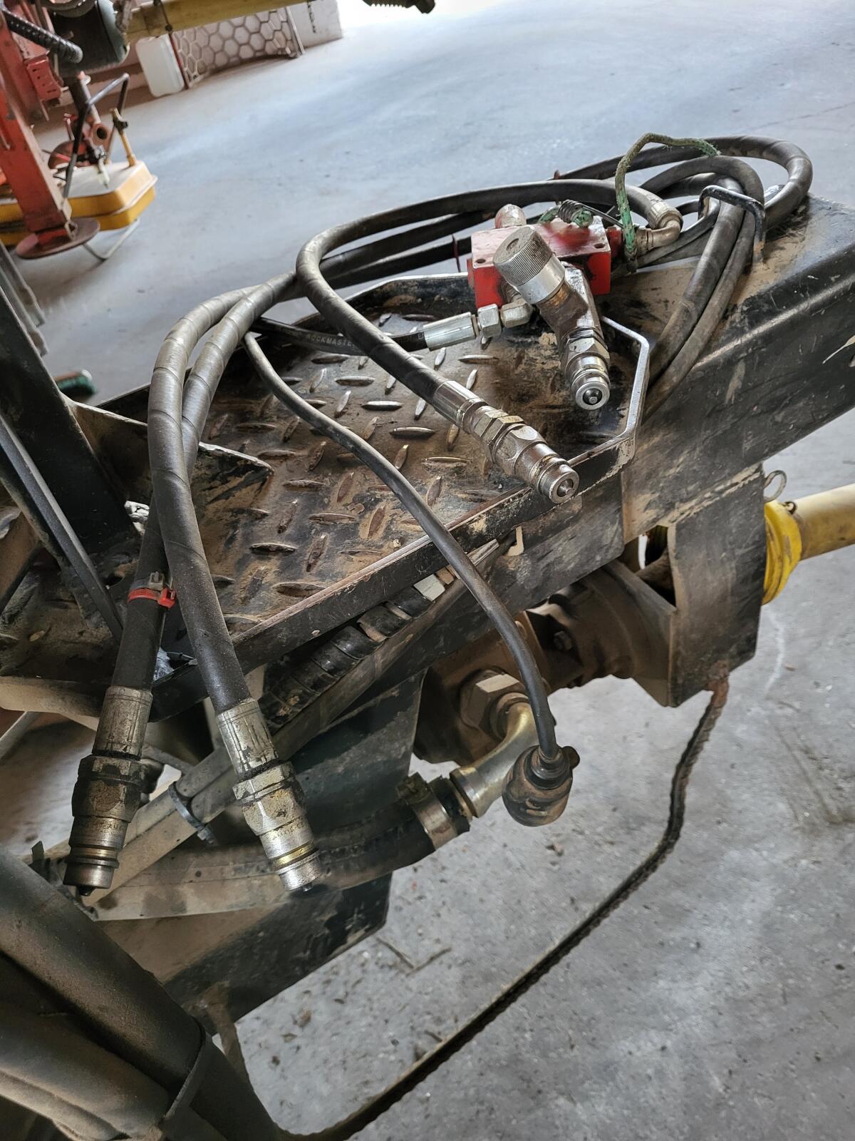 Rückewagen Patu H10, Kran 203T 2