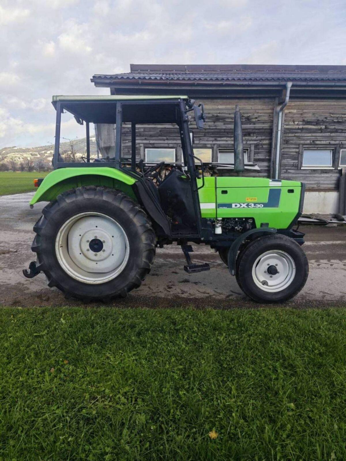 Deutz-Fahr DX 3.30 Variocab 3