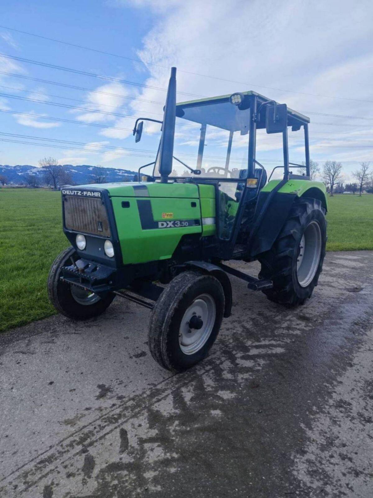 Deutz-Fahr DX 3.30 Variocab 2