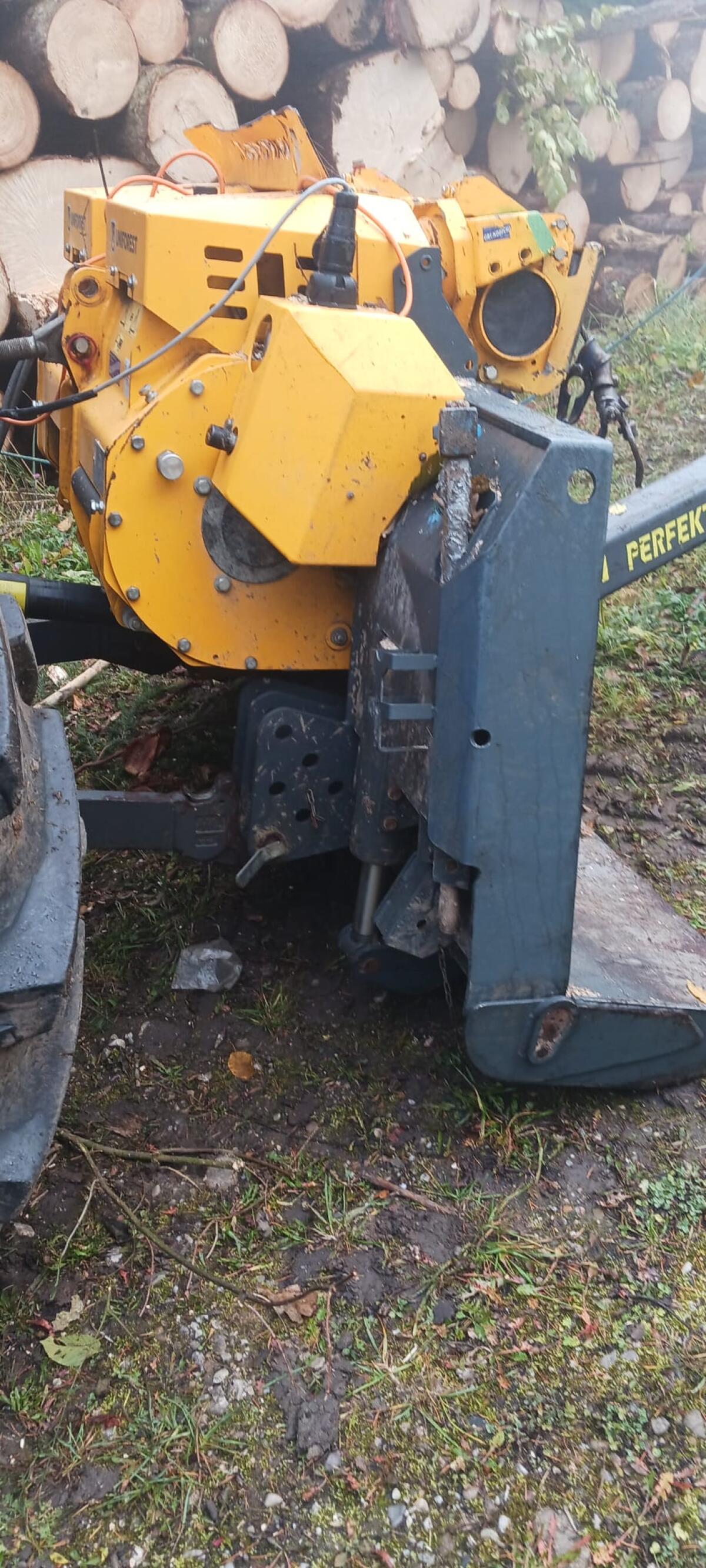 Verkaufe Uniforest Getriebewinde 2x 6,5 3