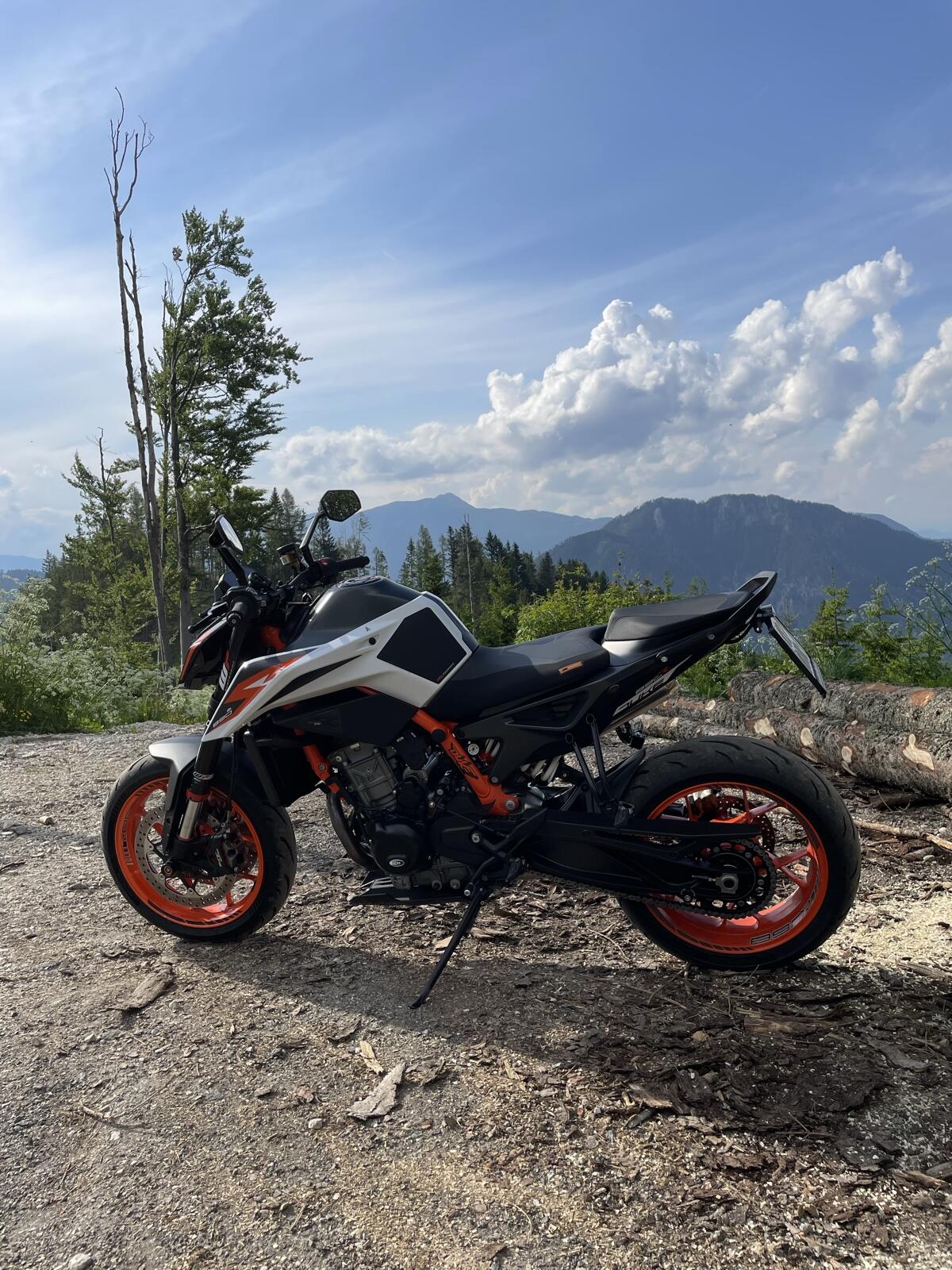 Ktm 890 duke r 2