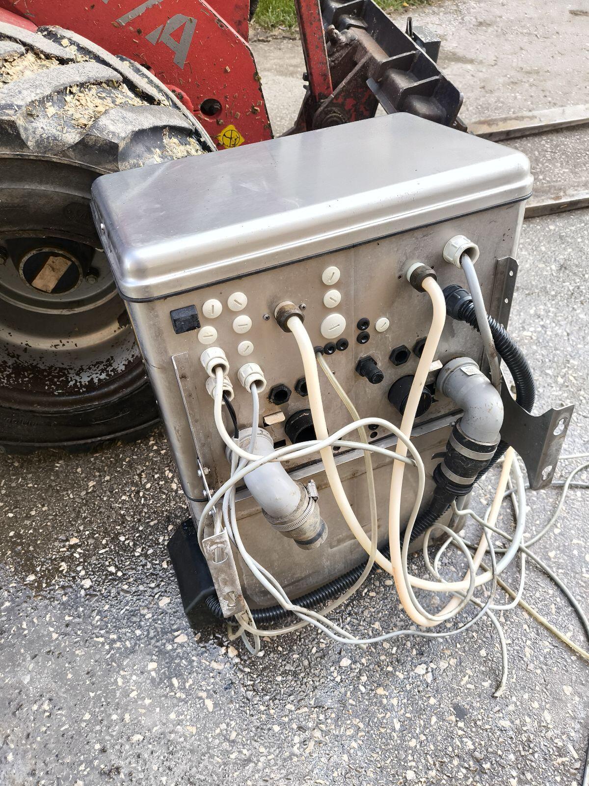 De Laval Spülautomat C100E 3