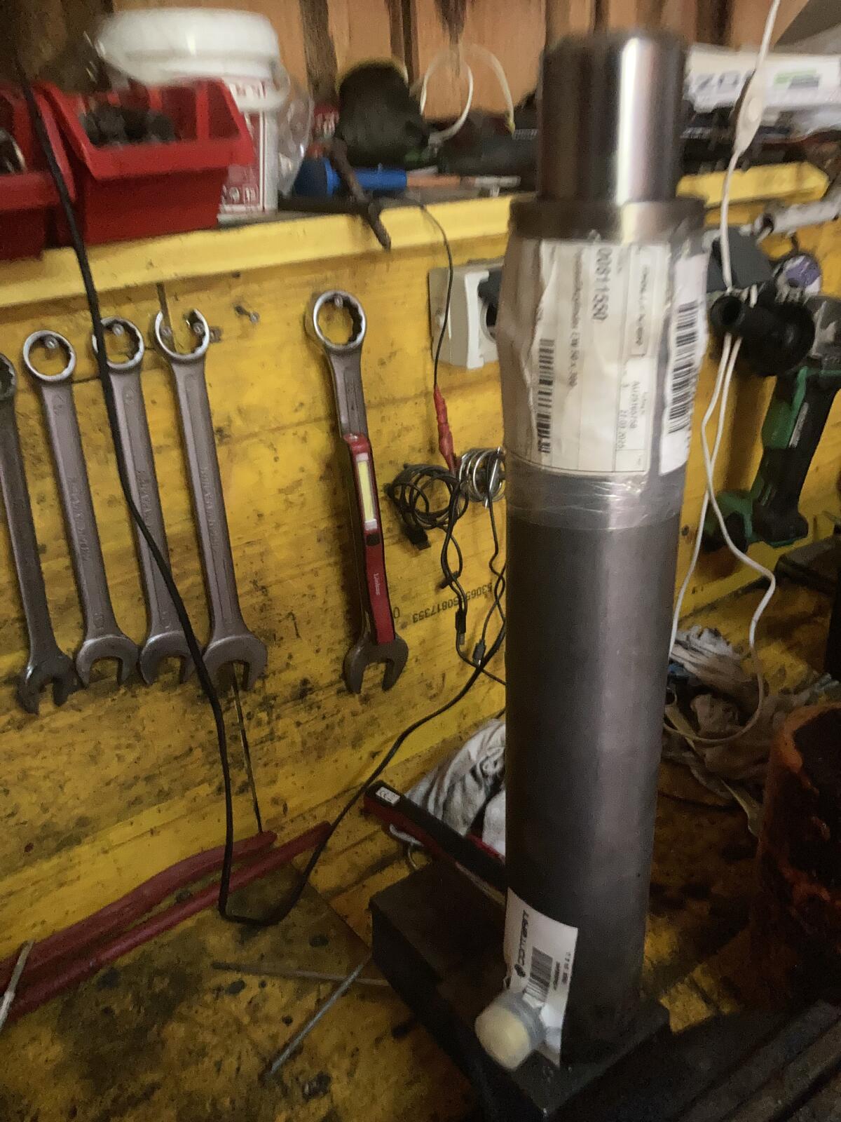 EW Hydraulik-Zylinder 3