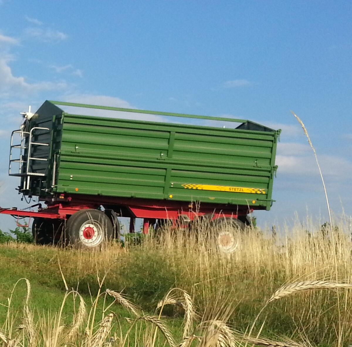 Stetzl 18t Zweiachs-Dreiseitenkipper 1