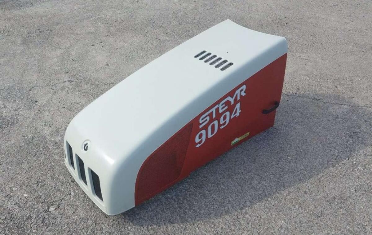 Motorhaube Steyr SISU 9094 / 9086 / 9080m / 9090m / 9100m 3