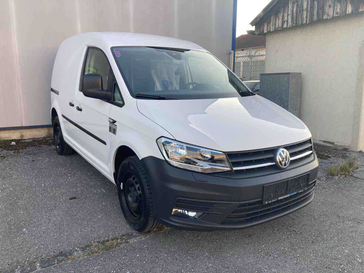 VW Caddy 2.0 TDI DSG Navi ACC 2
