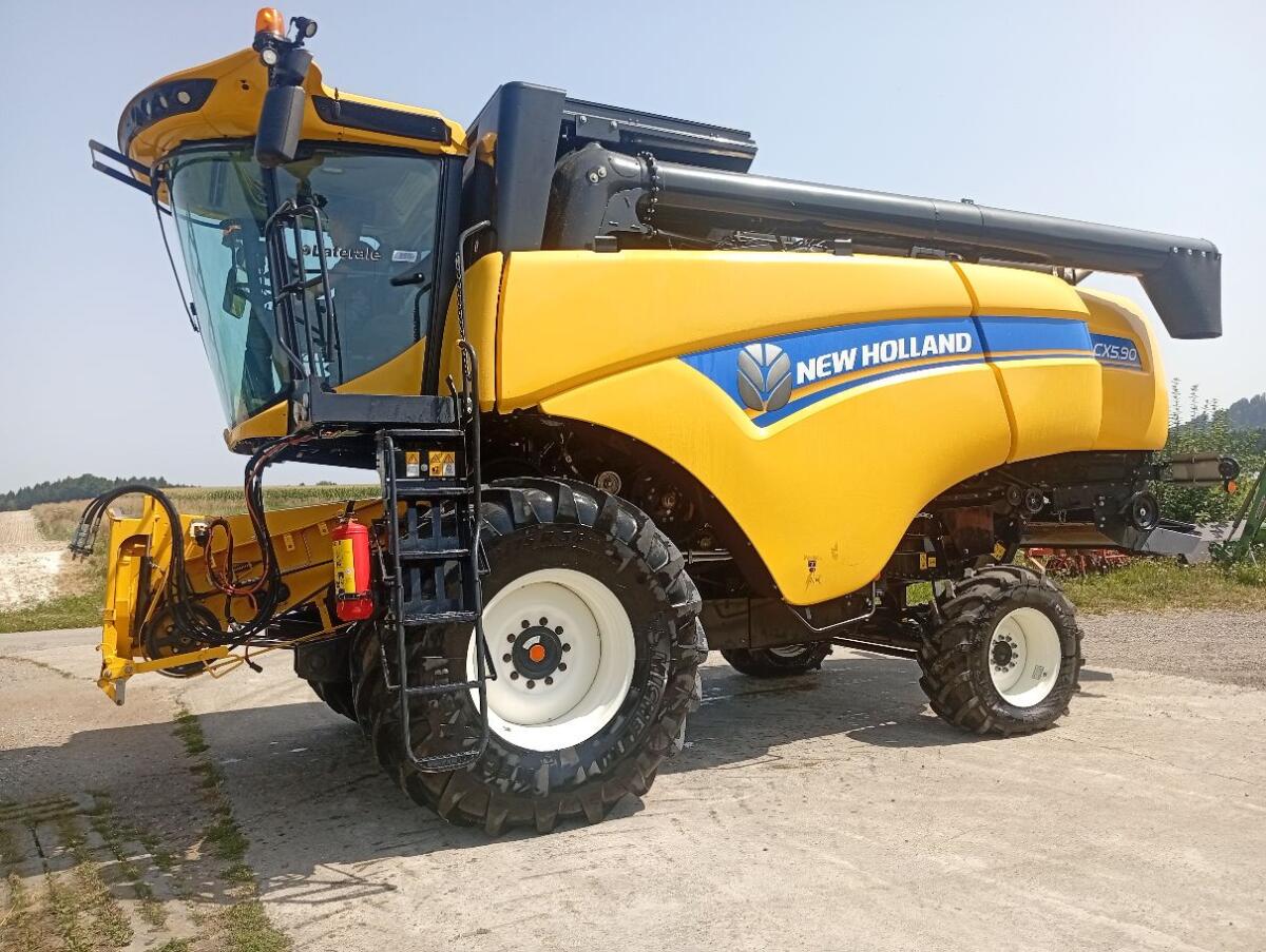 Mähdrescher New Holland CX 5.90 Lateral 2