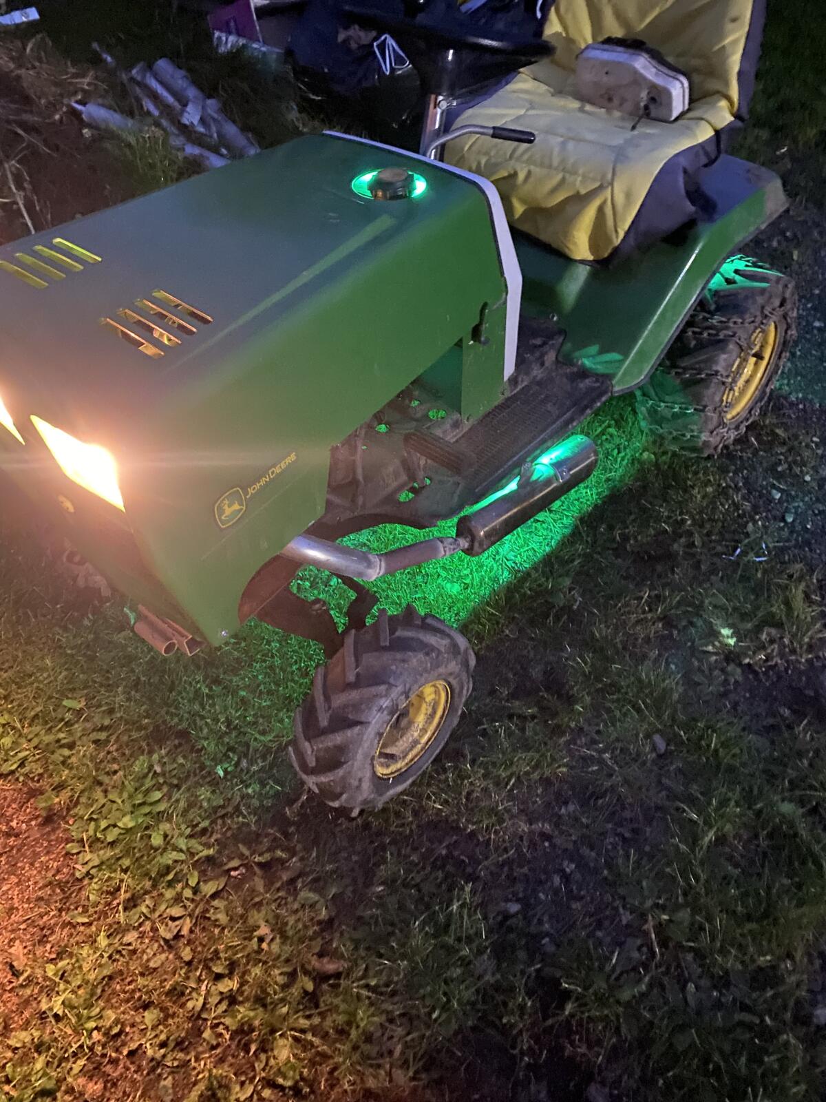 Rasentraktor John Deere 2