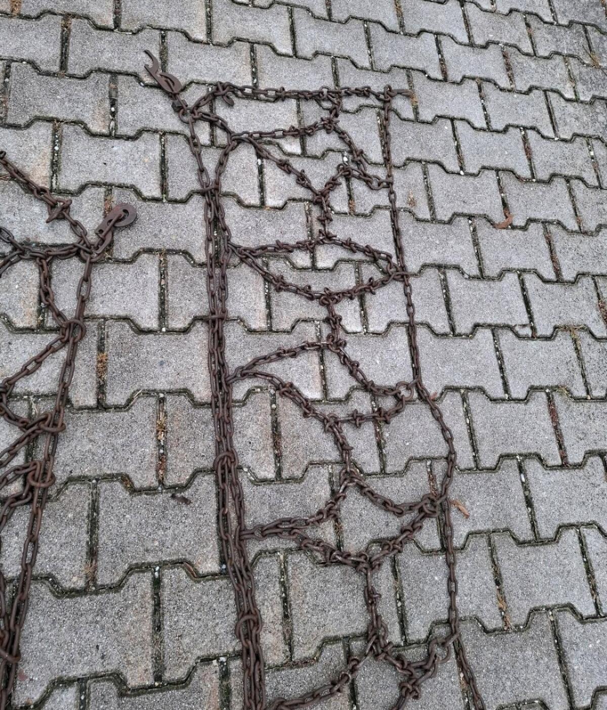 Traktor Schneeketten 2