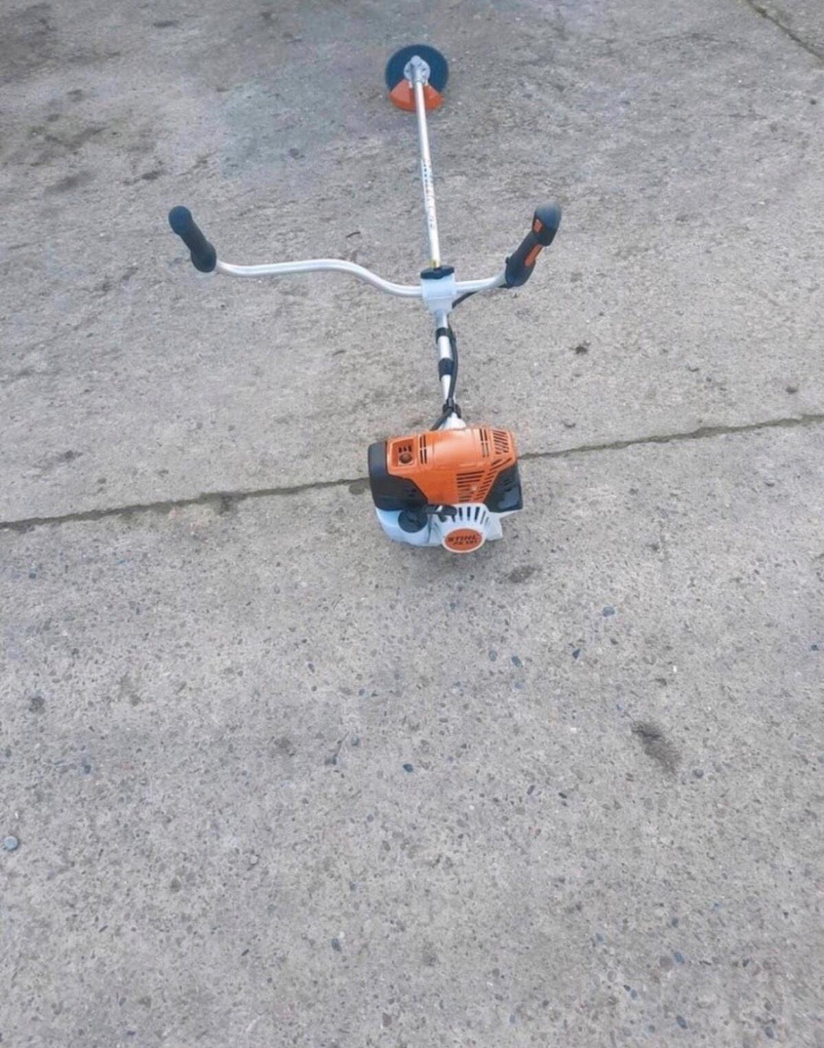 Stihl FS 131 mit Kreissägeblatt 2