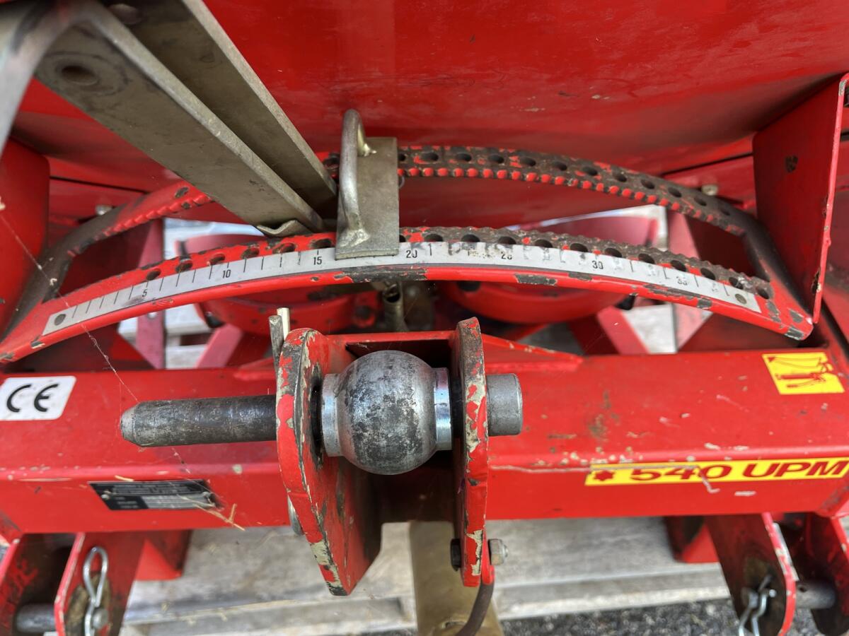 Düngerstreuer Kirchner 3