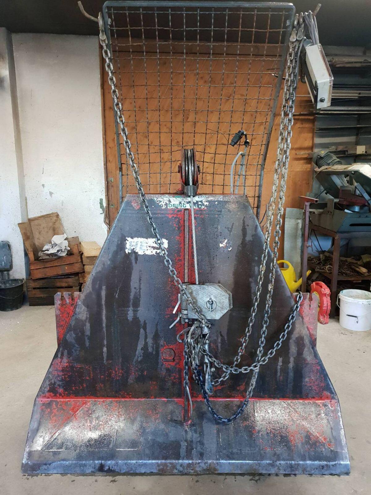 Verkaufe Holzknecht Seilwinde 5,5 t mit Funk 1