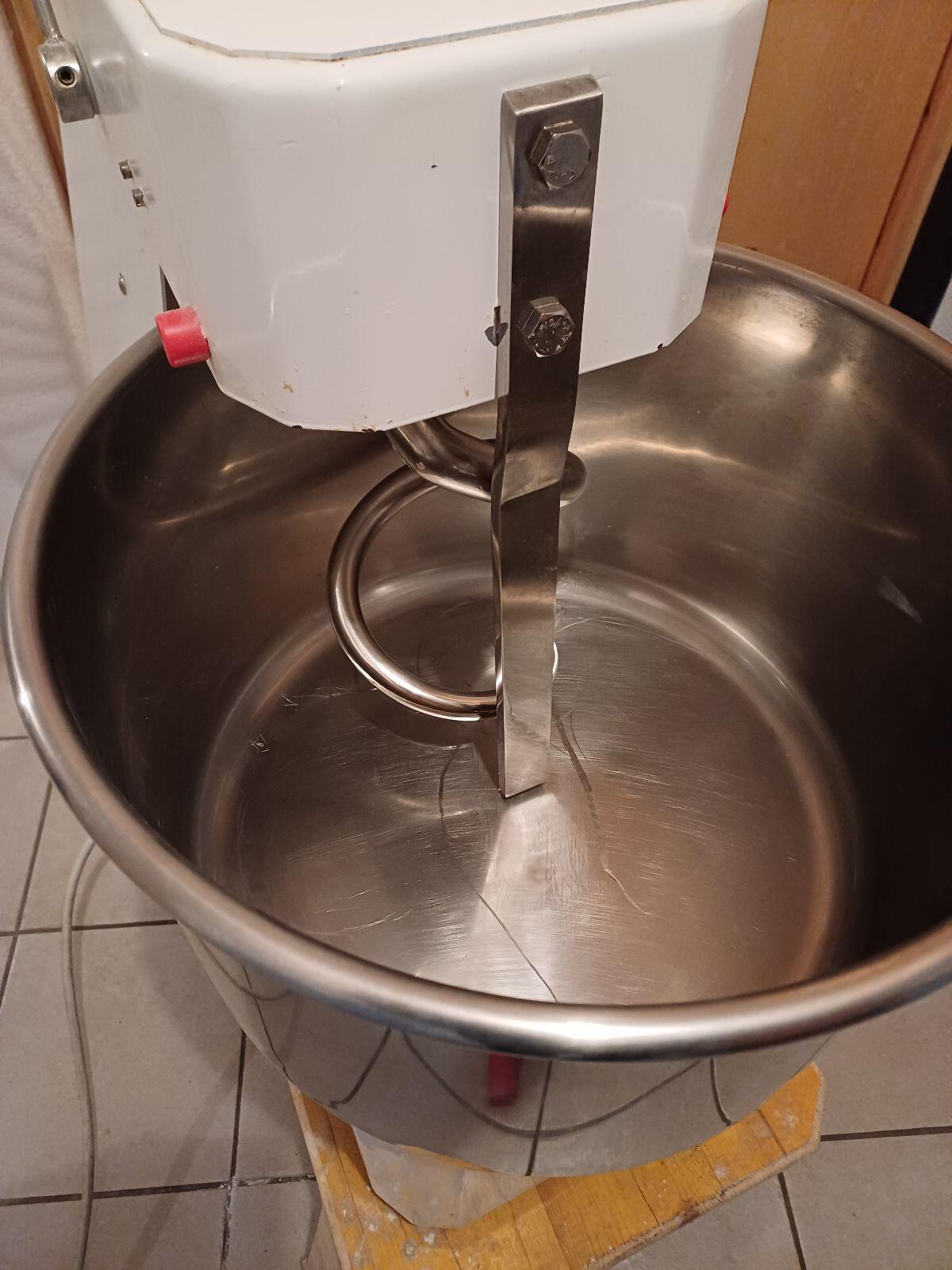 Teigknetmaschine IFE 33 2