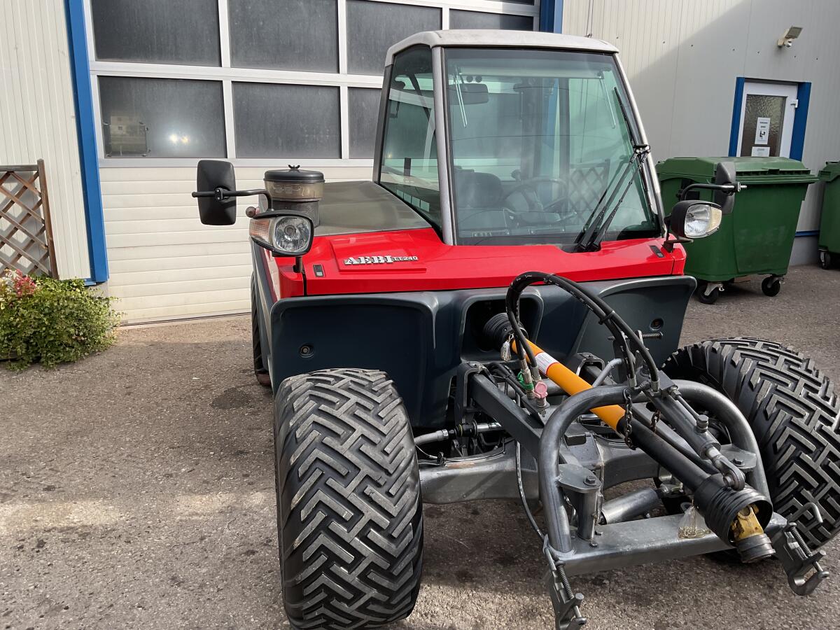 Aebi TT 240 T-Traction 2
