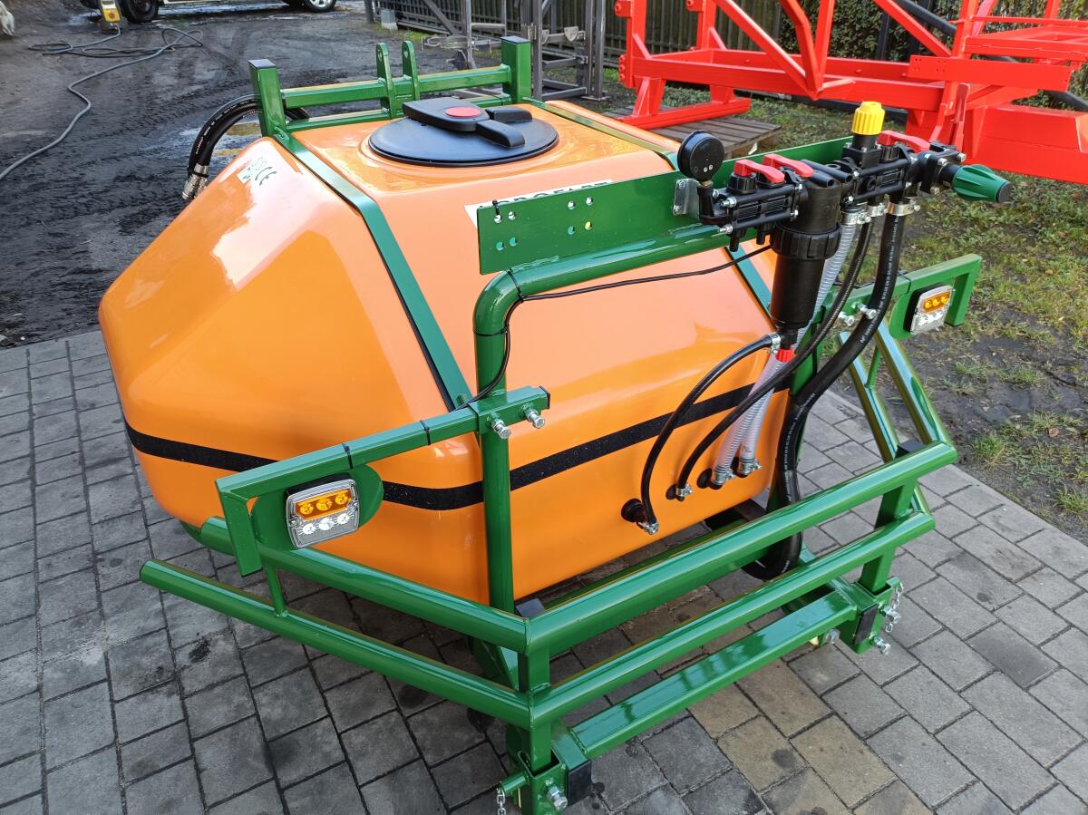 Fronttank, Frontballast, Feldspritze für Mikroorganismen 1