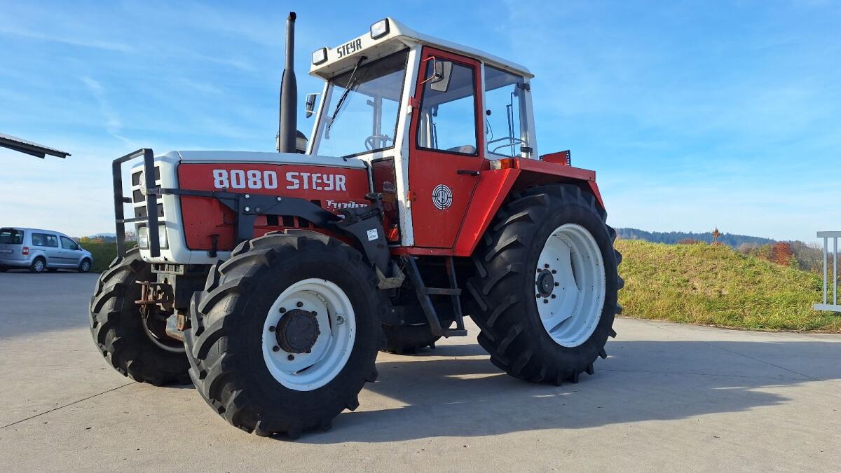 Steyr 8080 Turbo 40 km/h optional mit Frontlader 2