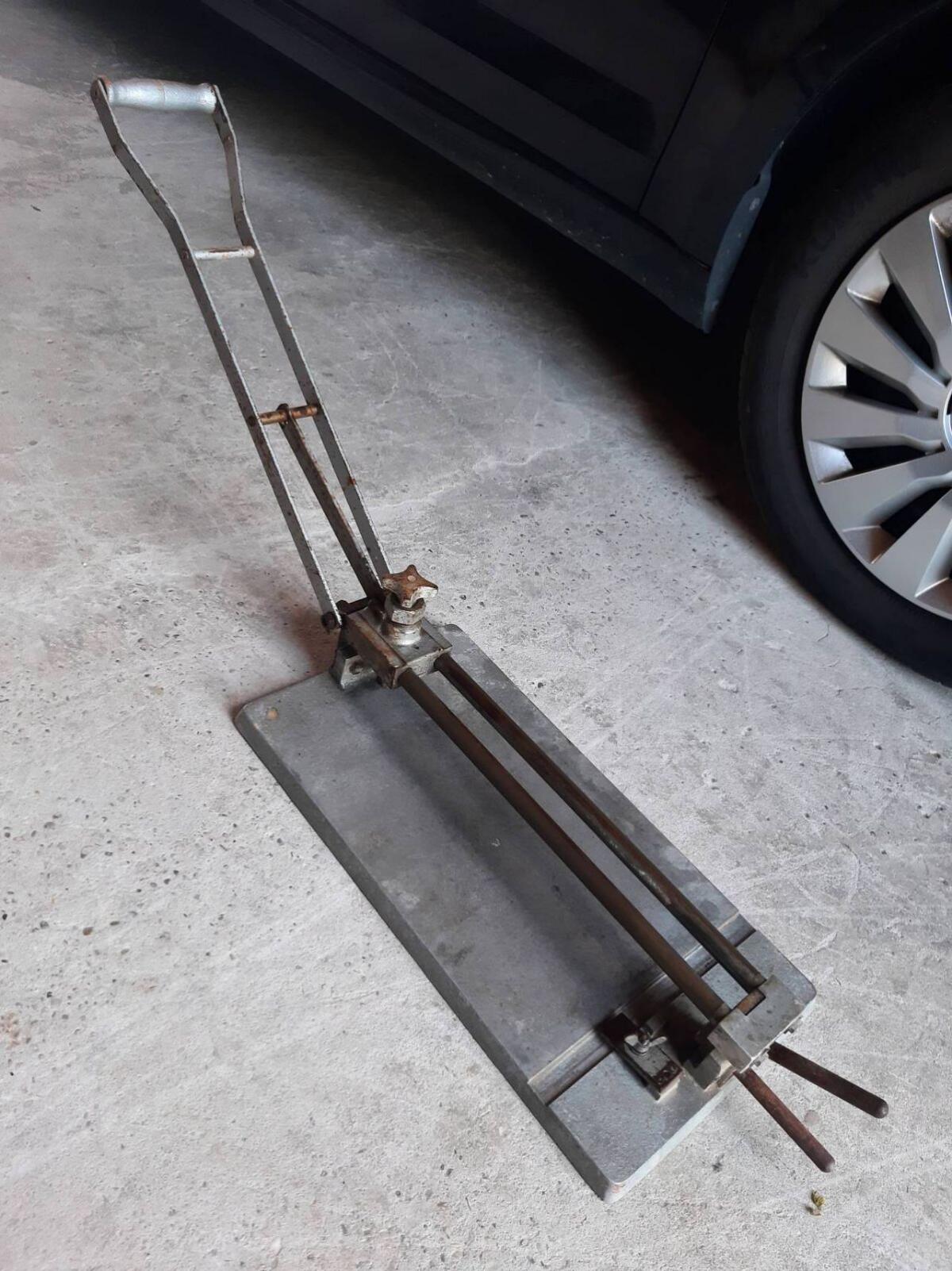 Fliesenschneider 37 cm 2