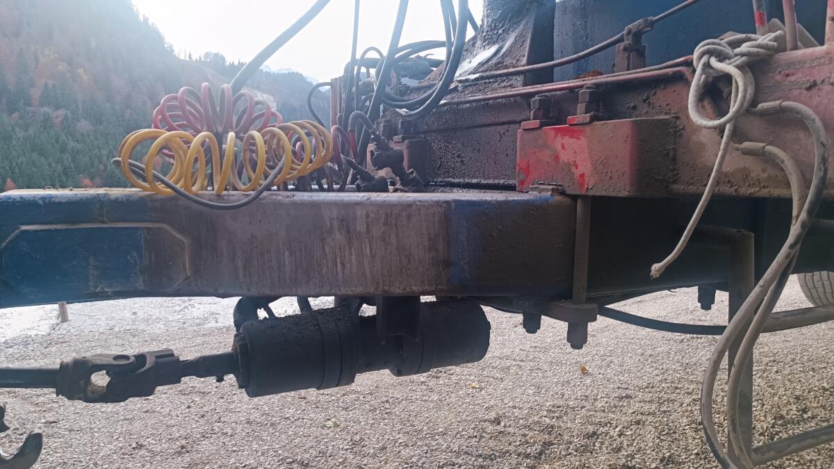 Verkaufe Holzanhänger mit Kran Ing. Bonfiglioli P.7000 RL 3