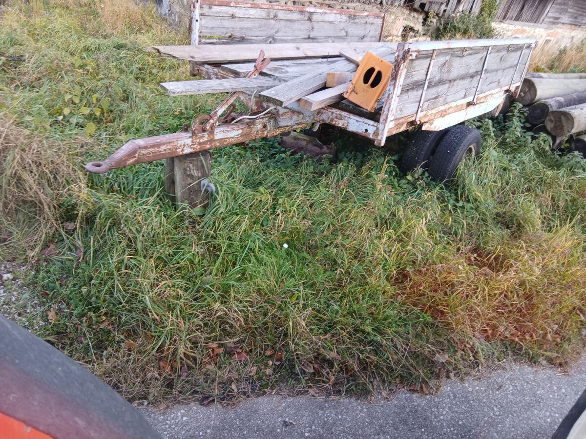 Anhänger 1