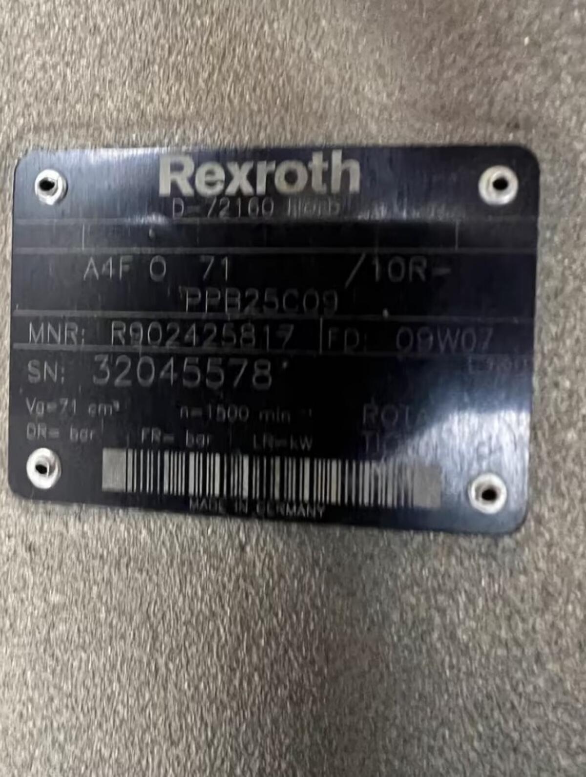 Rexroth Hydraulikpumpe – Doppelpumpe A4FO71 + Radialkolbenpumpe 3