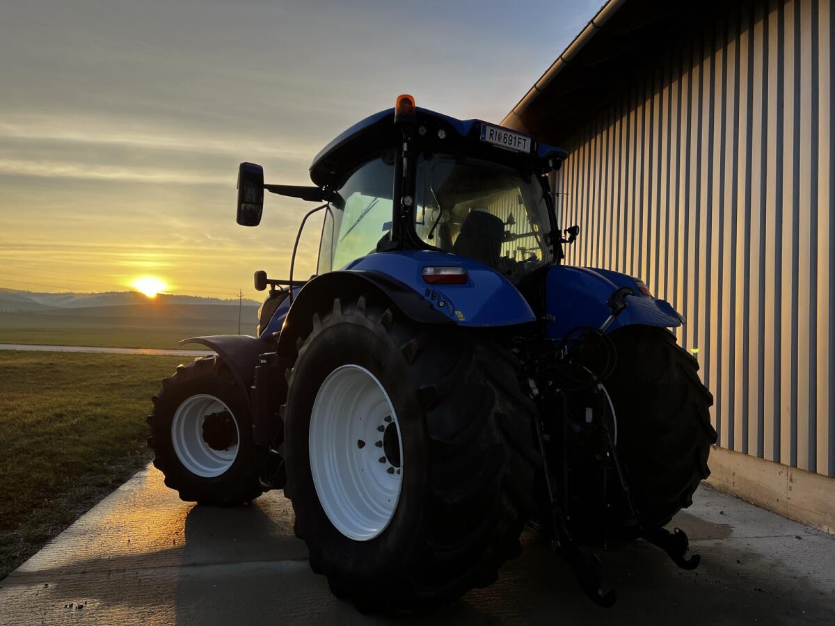 New Holland T7.215S PowerCommand Bj. 2018 3