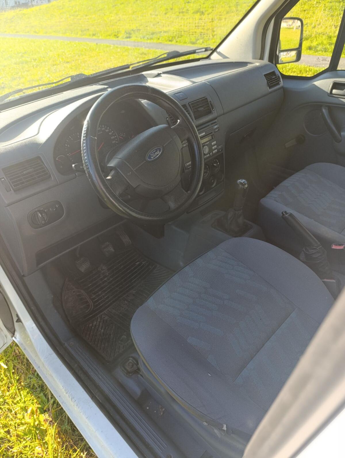 Ford Transit Connect 1